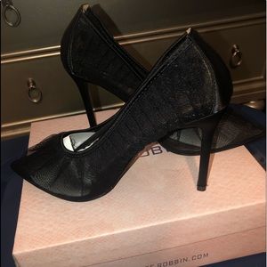 Black 4” Pumps Size 8.5 Brand New